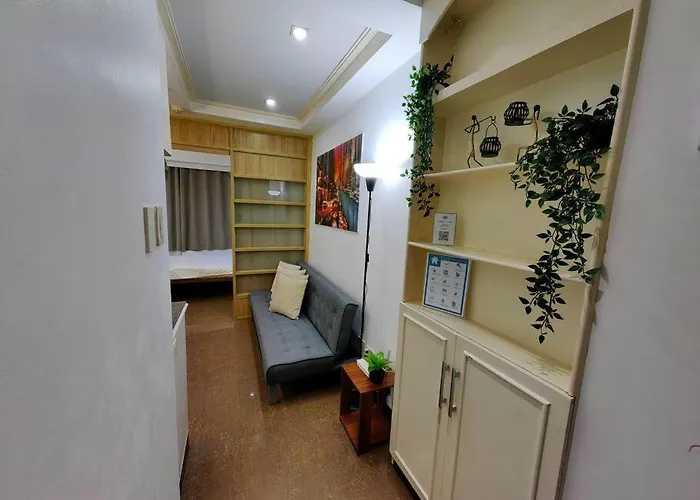 Citispace 1br Condotel At Ridgewood Towers Near Bgc Airport #rw05a *