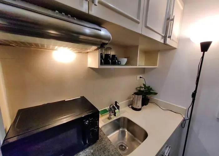 Citispace 1br Condotel At Ridgewood Towers Near Bgc Airport #rw05a Apartment *