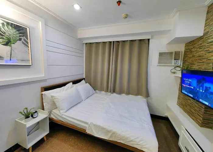 Citispace 1br Condotel At Ridgewood Towers Near Bgc Airport #rw05a *